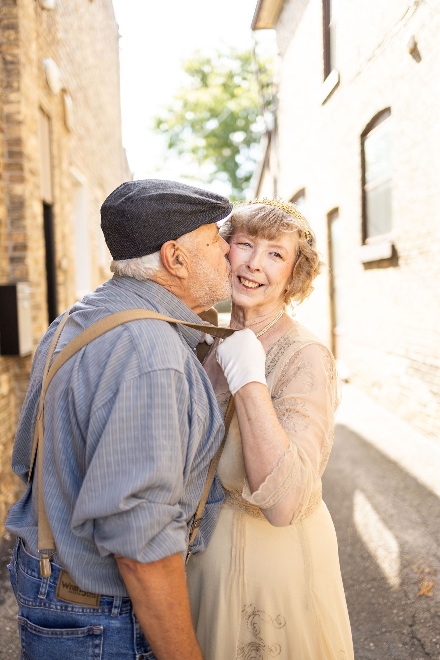 older 1920's couple kissing in Strathroy