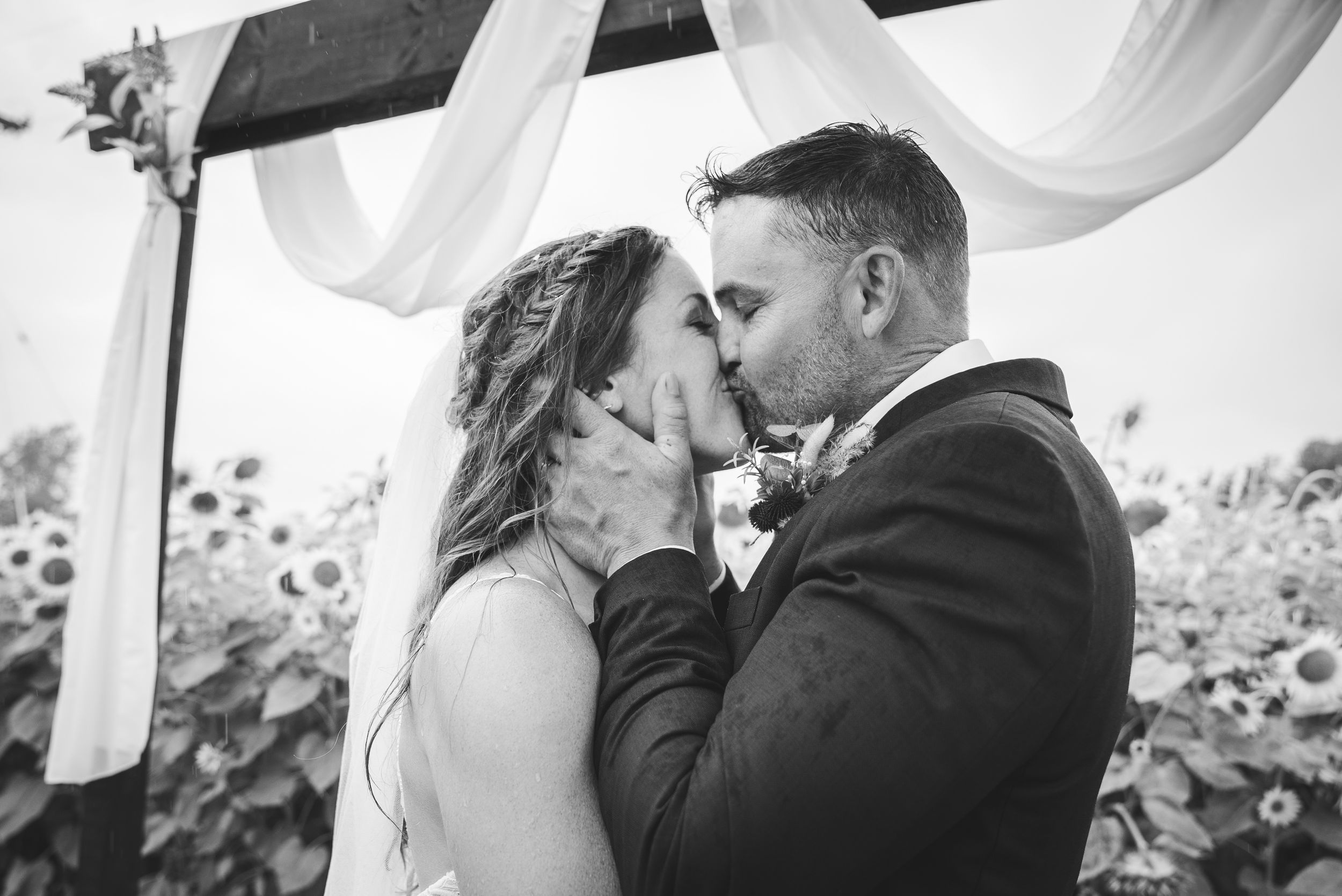 Tips for West Michigan Brides. West Michigan Brides. Photography Recommendations West Michigan..