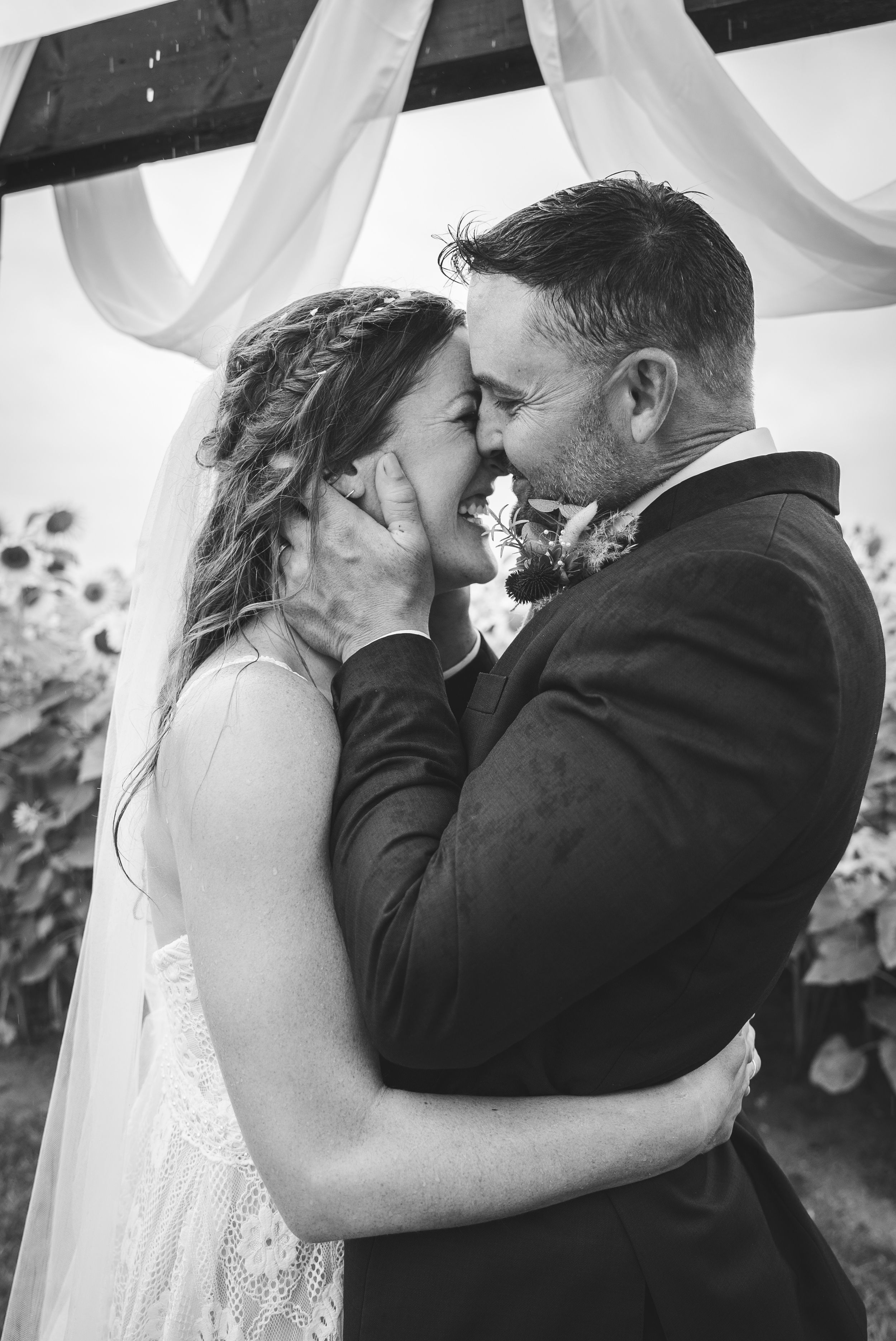 Tips for West Michigan Brides. West Michigan Brides. Photography Recommendations West Michigan..