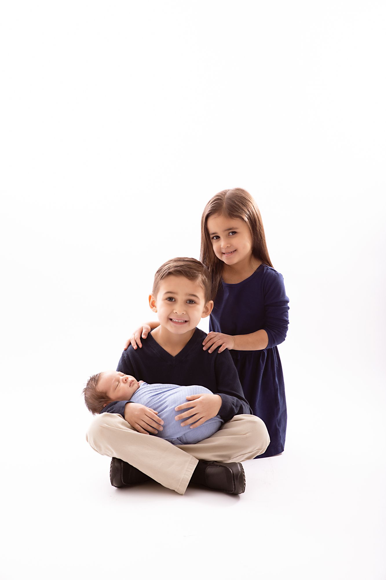 Newborn Photography - Sibling Photo  - Dawn Talia Photography - Port Chester, NY