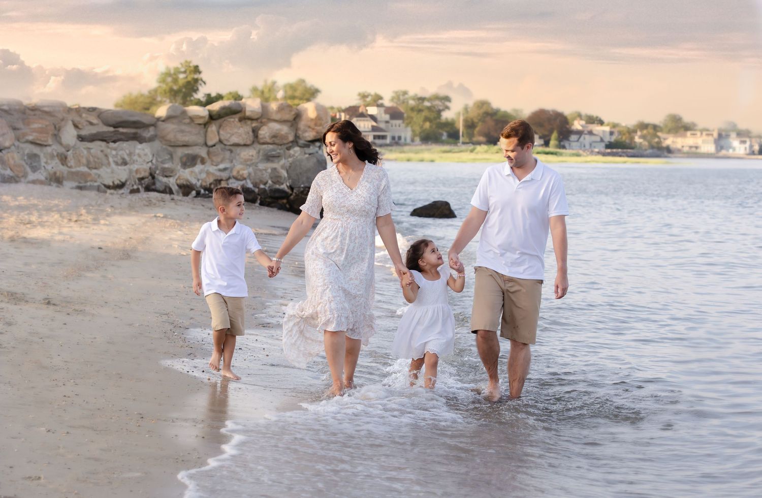 Family Photography on the Beach in Greenwich, CT - Dawn Talia Photography