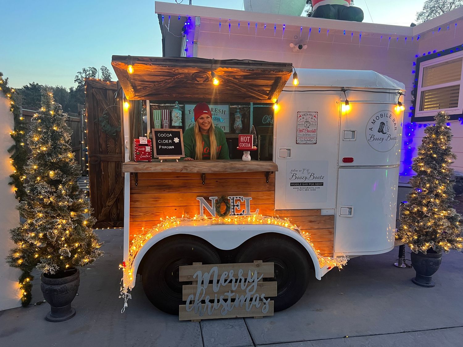 Boozy Bootz Mobile Bar - Mobile Bar in Napa