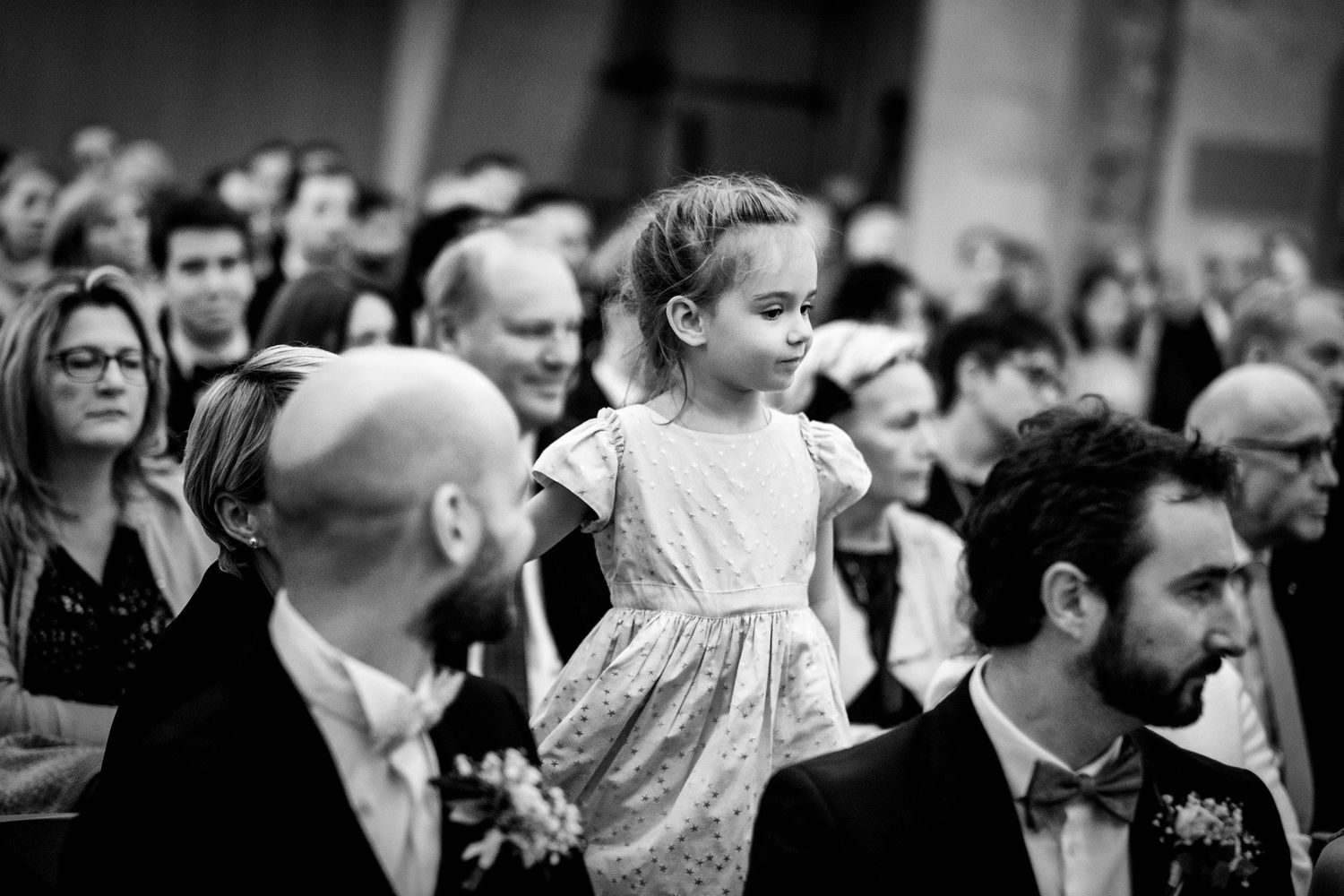 TLOOK photographe de mariage de style documentaire, Temple Saint-Vincent de montreux cérémonie religieuse