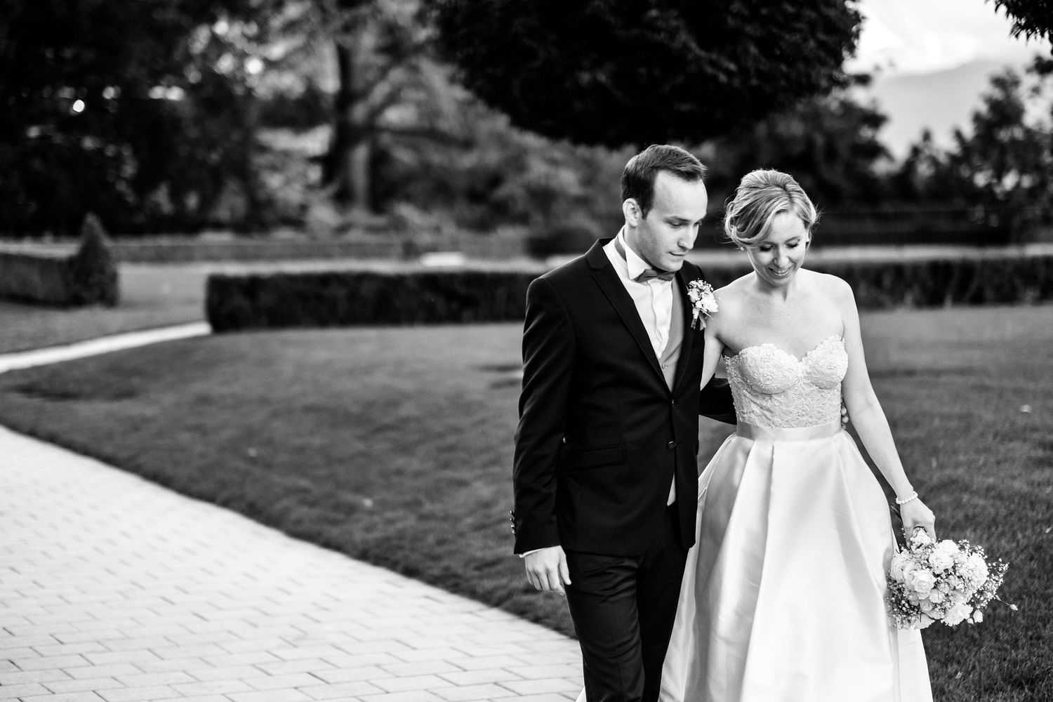 TLOOK photographe de mariage de style documentaire, Montreux Palace soirée portraits des mariés