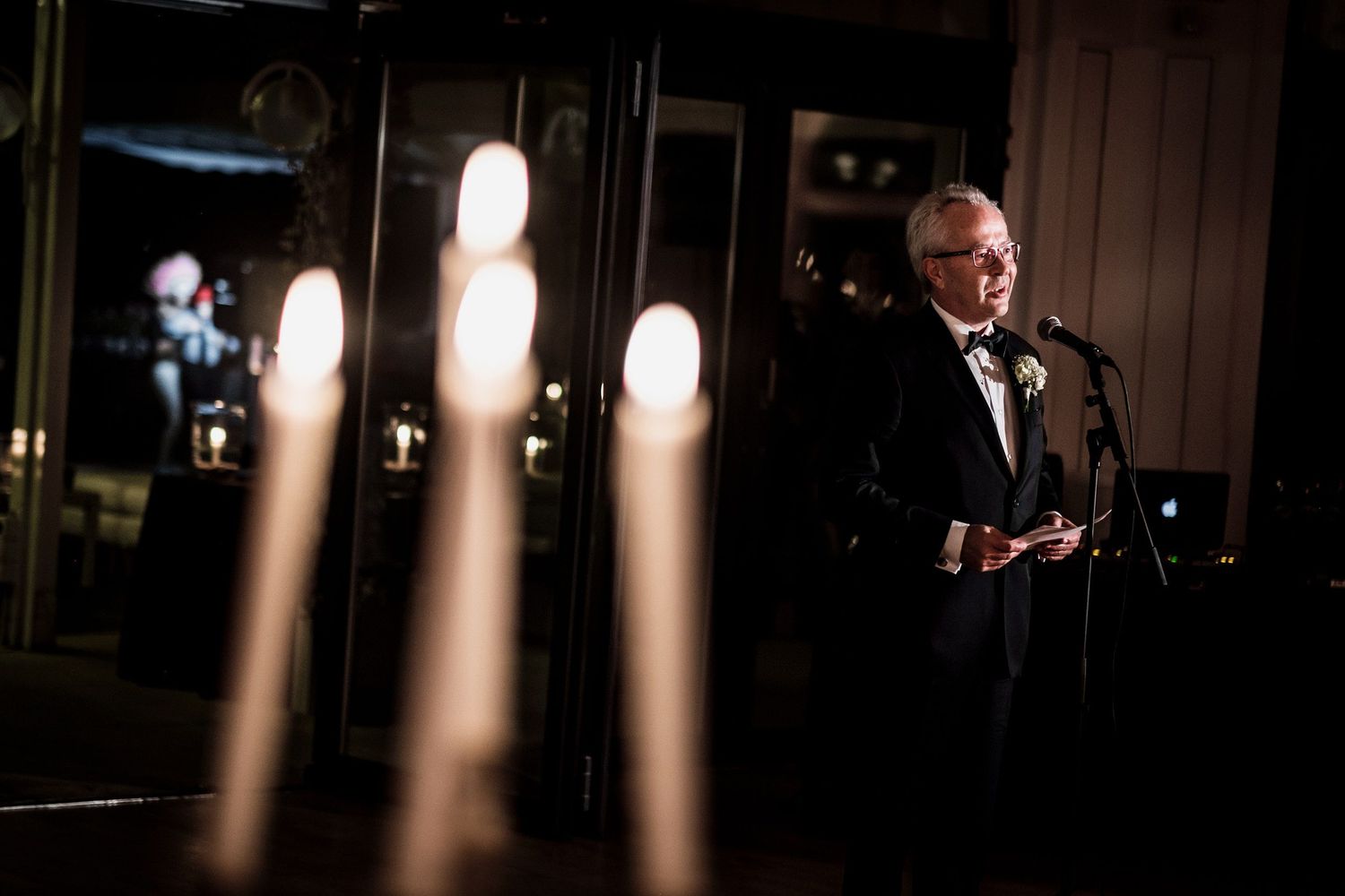 TLOOK photographe de mariage de style documentaire, Montreux Palace soirée discours du papa