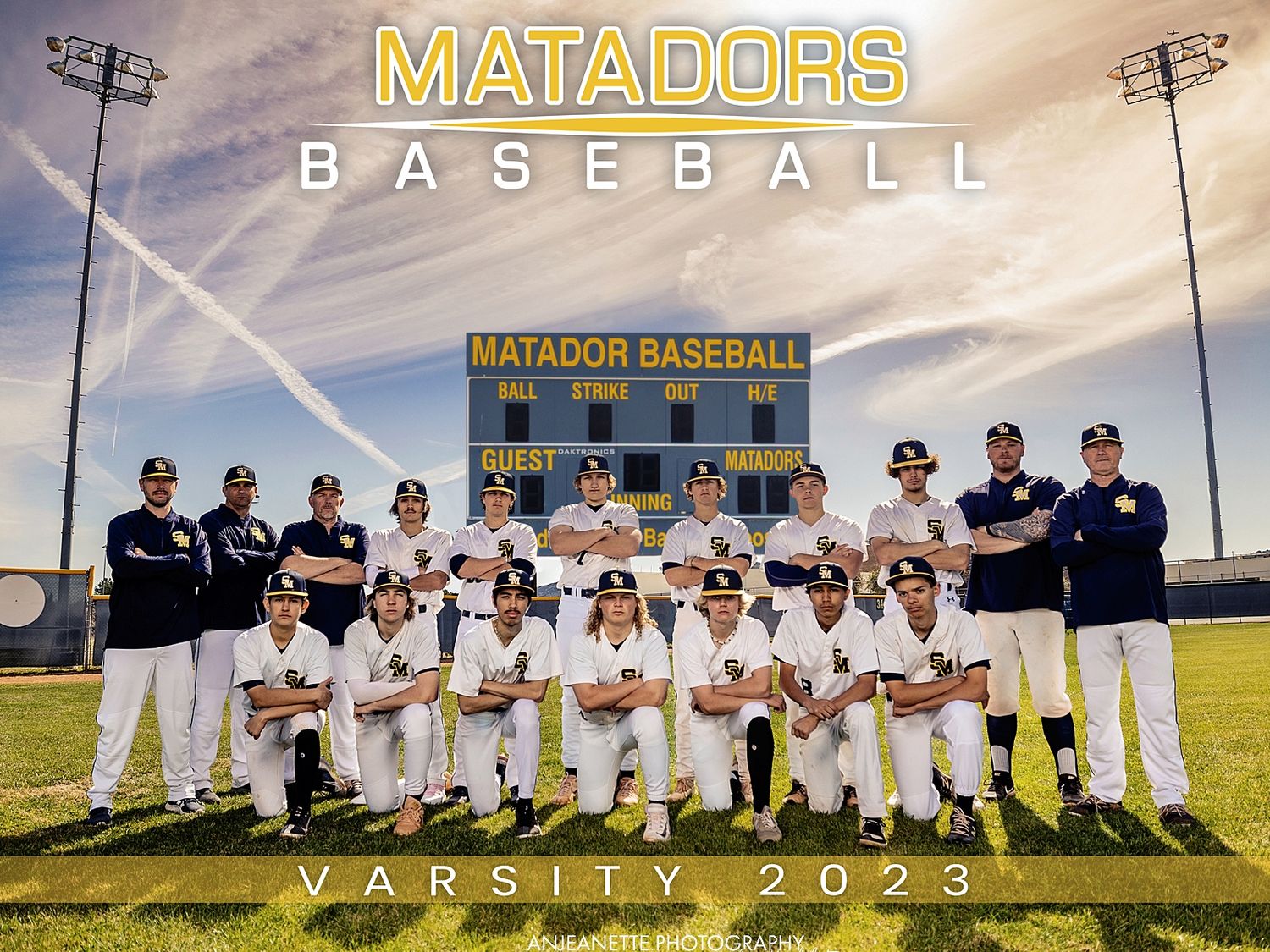 Sports Banner team Pictures Phoenix Arizona by Anjeanette Photography Graduation High School Seniors AZ