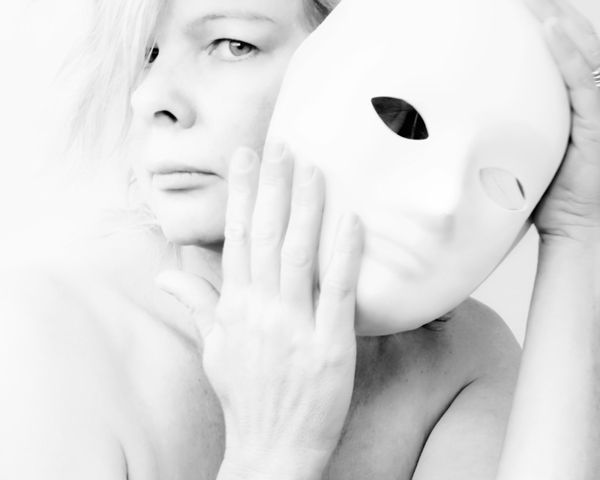 Woman with Mask, Professional Portraits © Dragon Papillon Photography