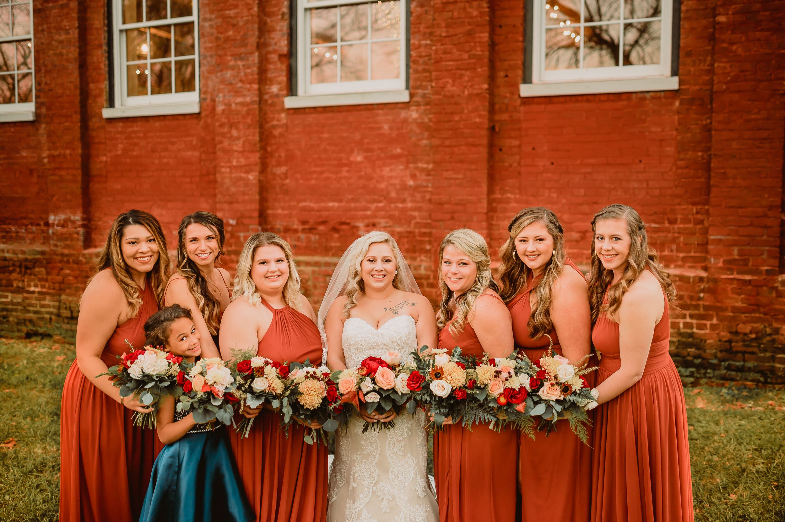 Destination wedding photographer in the Carolinas
Best wedding photographer in Upstate SC
Light and natural wedding portraits South Carolina