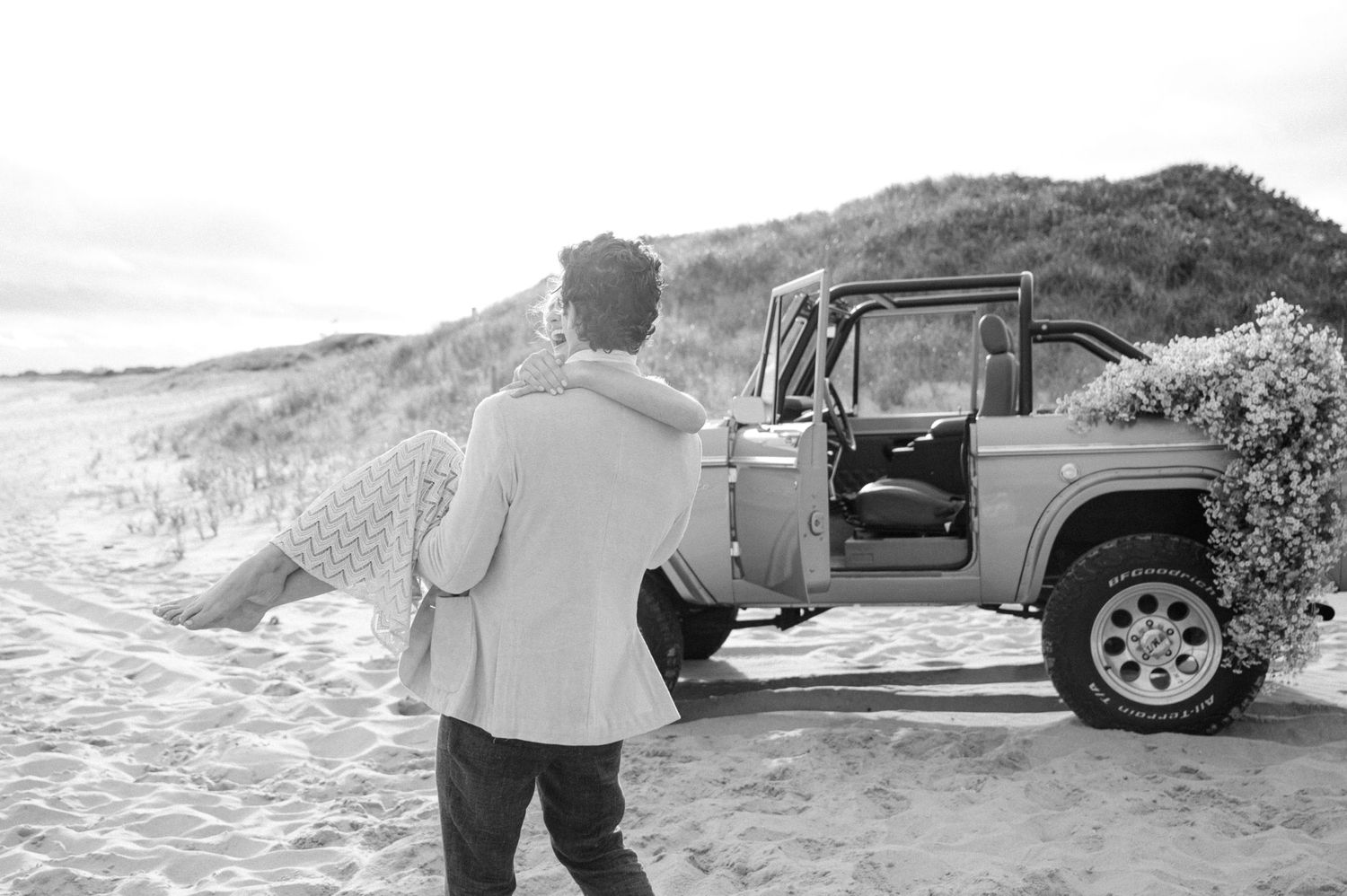 Modern Nantucket Island Pre-Wedding Beach Session | Candace Sims New England Luxury Fine Art Wedding Photographer