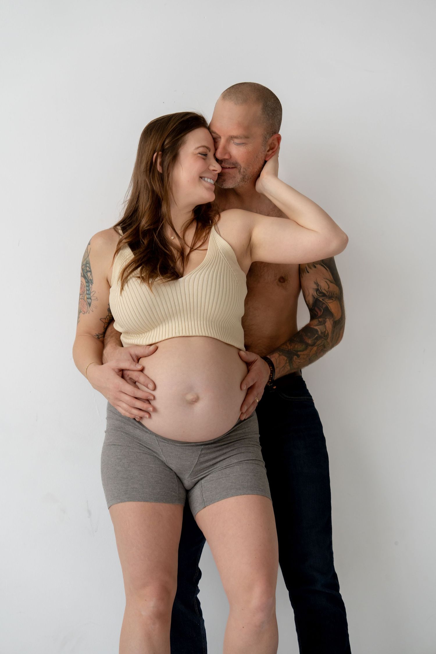 Maternity photos of couple