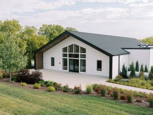 The Eloise wedding venue in Mount Horeb, Wisconsin. Classic and film-inspired wedding photography in Madison, Wisconsin.