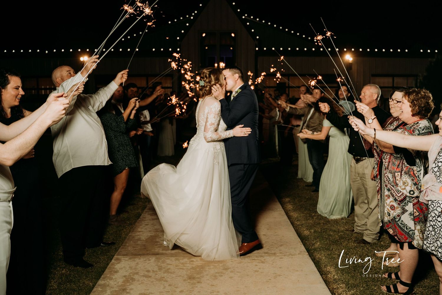 Lubbock Wedding Photographer, Texas Wedding Photographer, Living Tree Designs, Lubbock Senior Photographer, Lubbock Photographer, Lubbock Fa