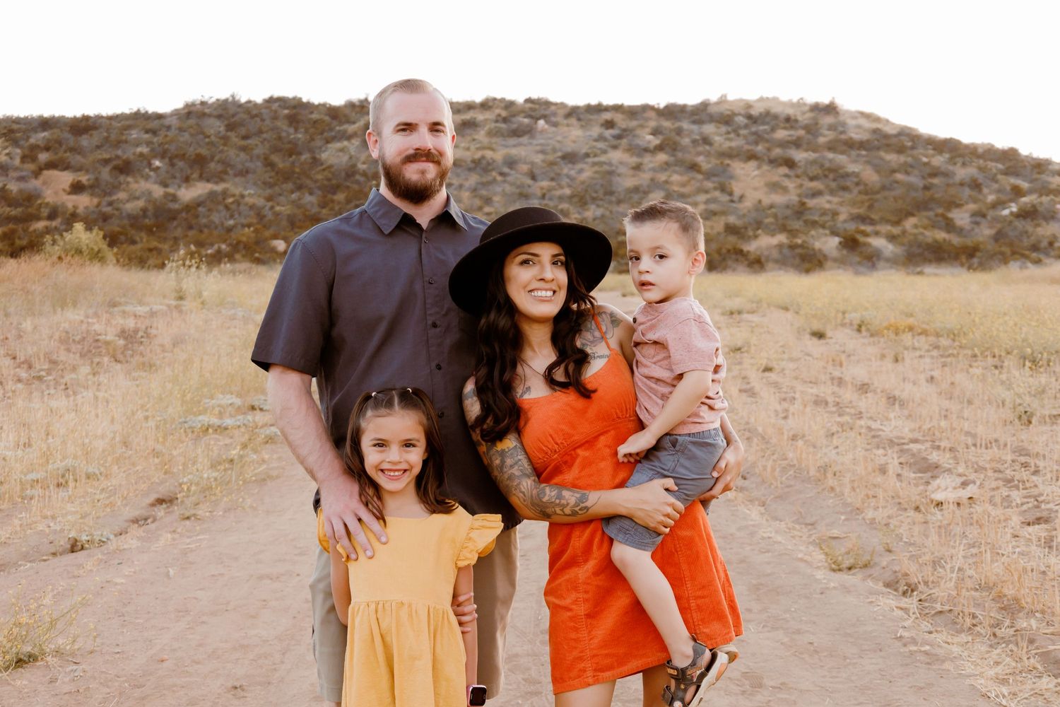 Family photographer in Menifee, Ca