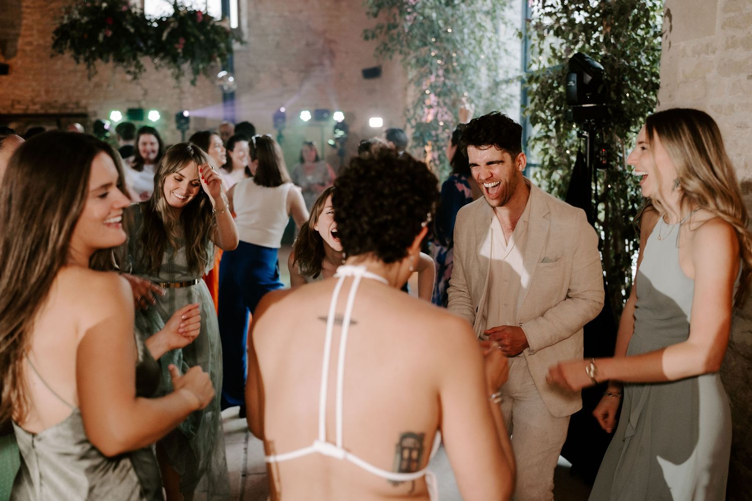 dance-floor-party-old-gore-yardspace-events-wedding