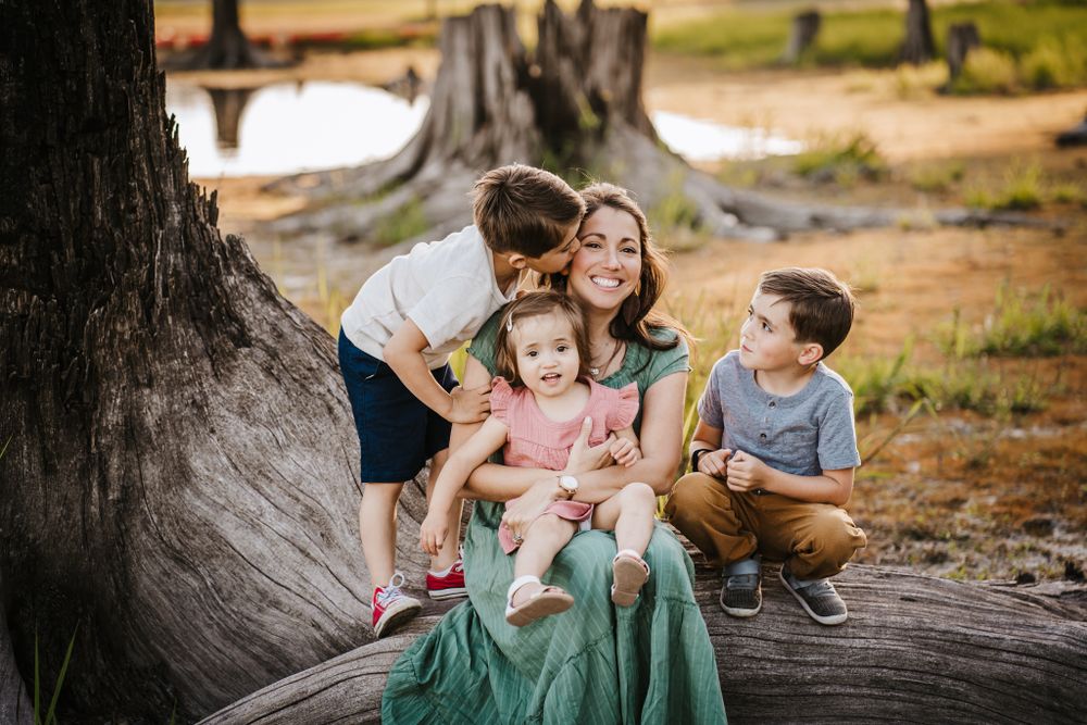 lake family session in Washington State by wander and wild photography