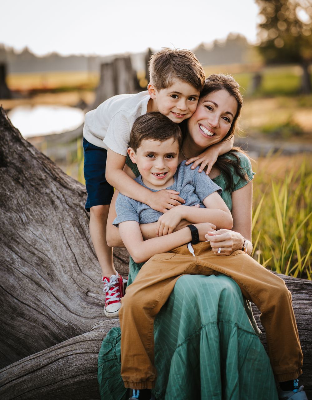 lake family session in Washington State by wander and wild photography