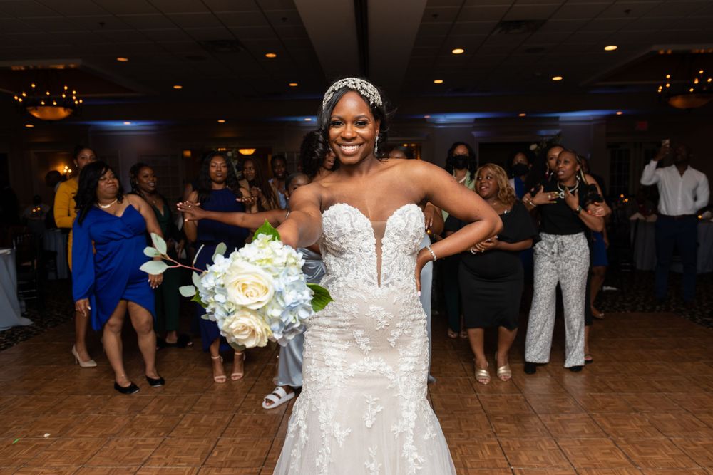 Bouquet Toss