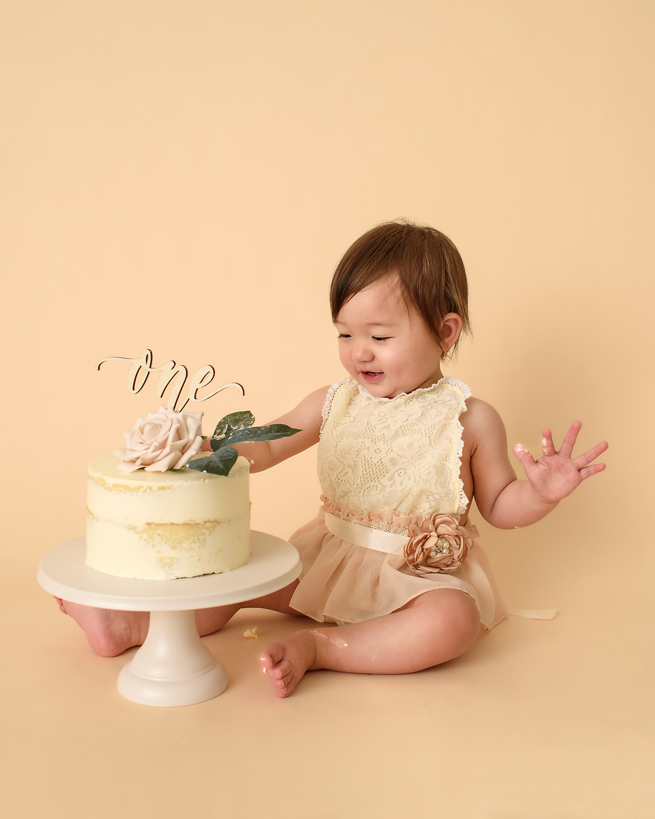 baby first birthday cake smash photography photographer in Washington DC Maryland crofton Annapolis