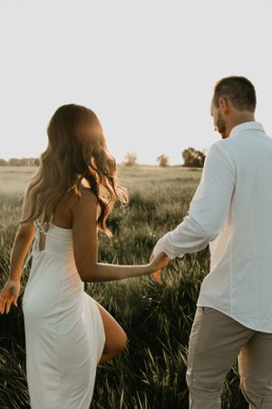 romantic sunset engagement session in ottawa