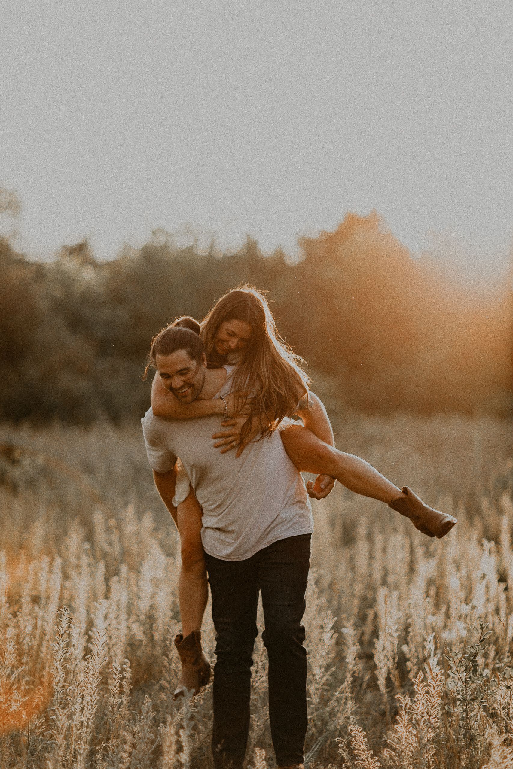 romantic sunset engagement session in ottawa