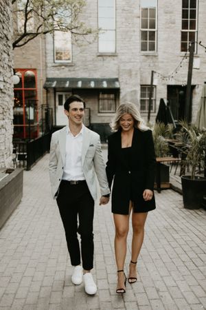 chic downtown ottawa engagement session