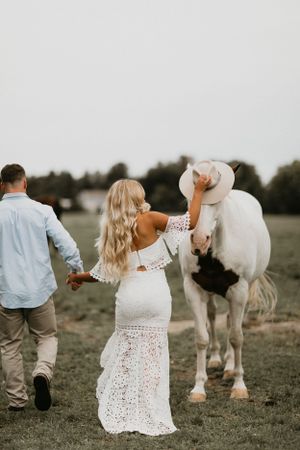 engagement session with horses in ottawa