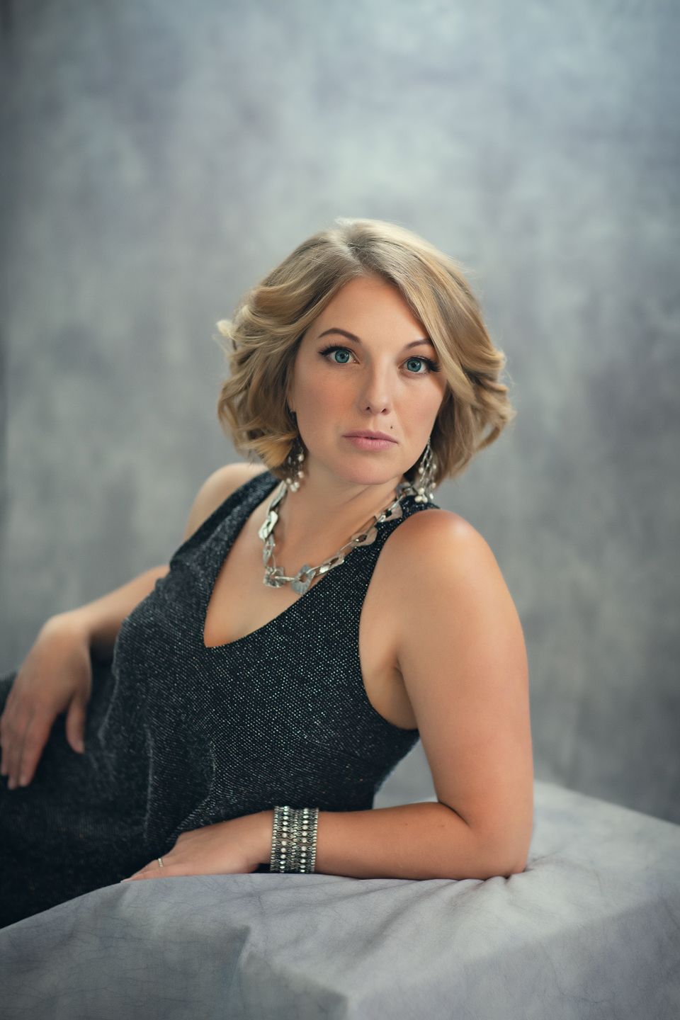 Red Deer boudoir photography session
