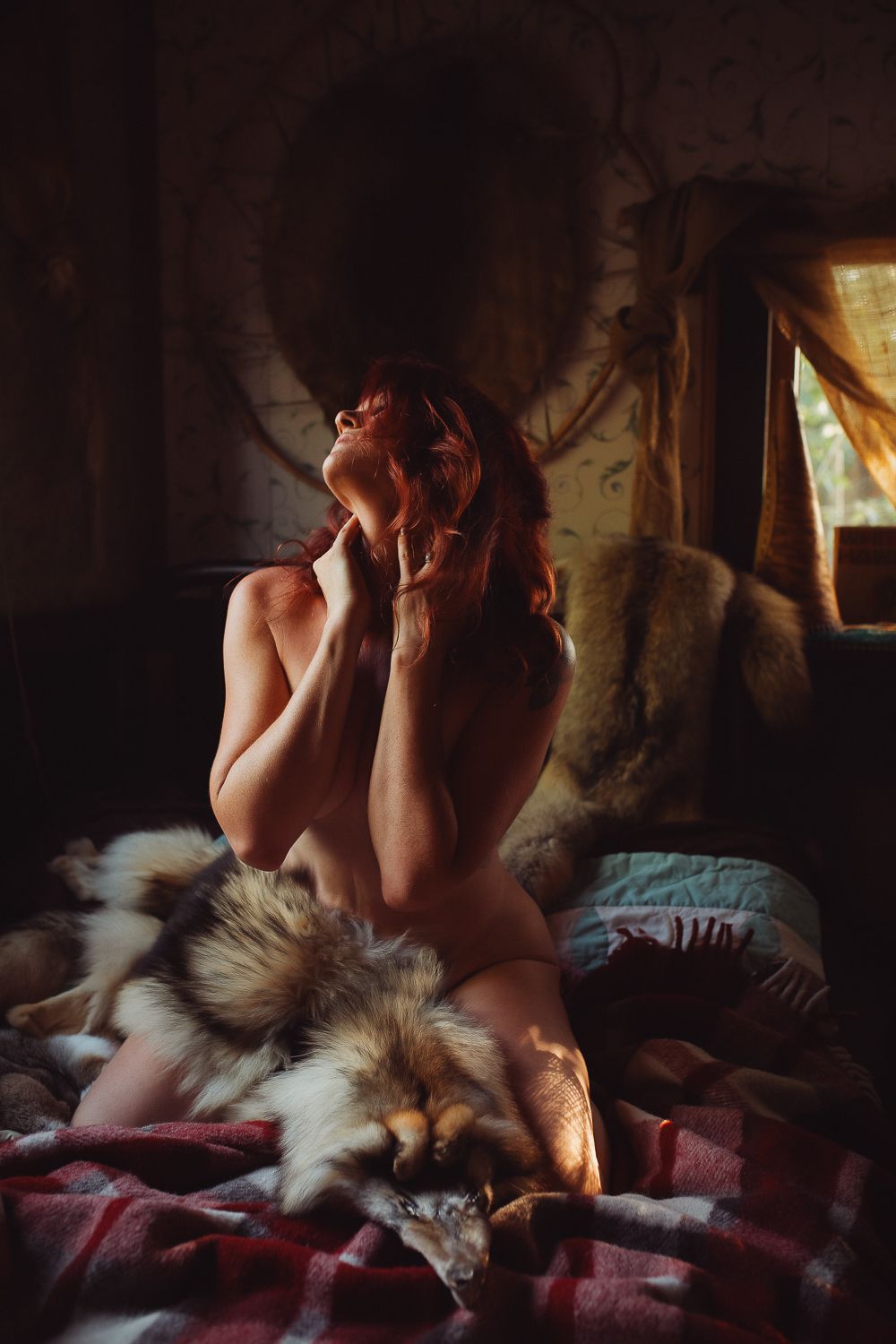 Edmonton glamour boudoir photography