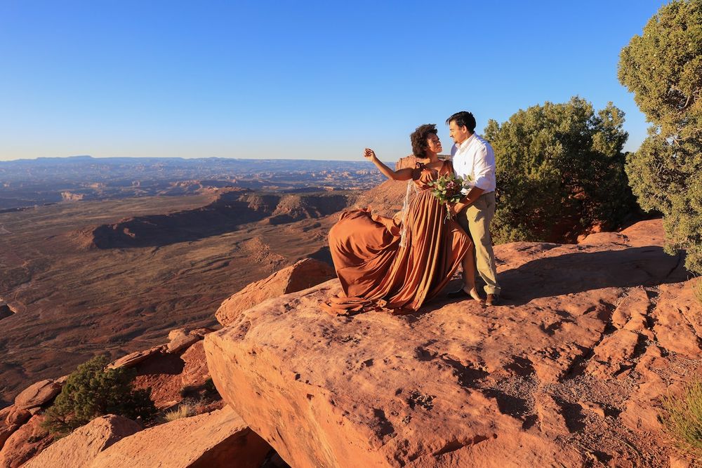canyon lands elopement in utah