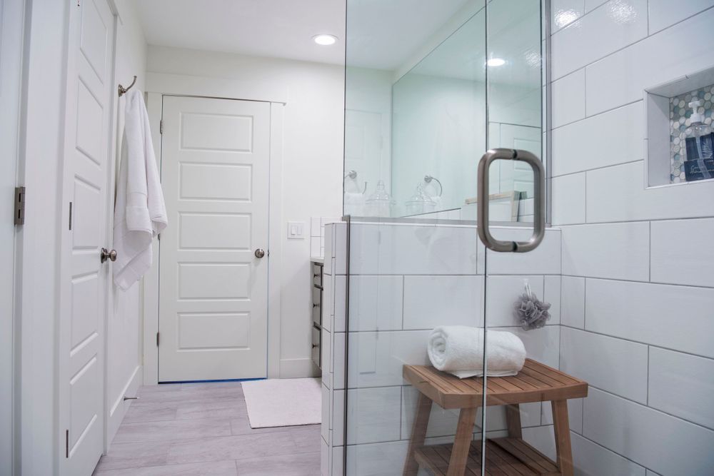 Glass shower
