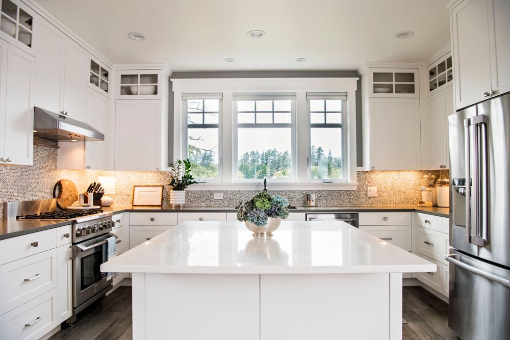 Kitchen with hydrangeas