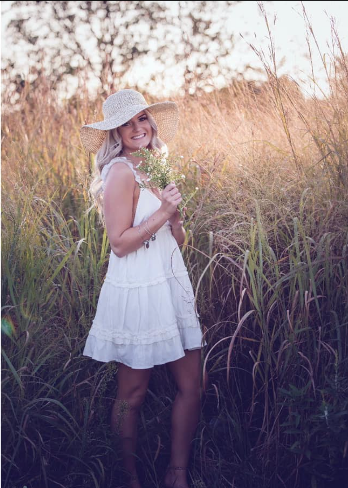 Senior photographer in the Beaver County Area with over 10 years of experience.
