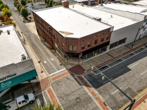 Photographer for Real Estate around Lenoir, North Carolina
