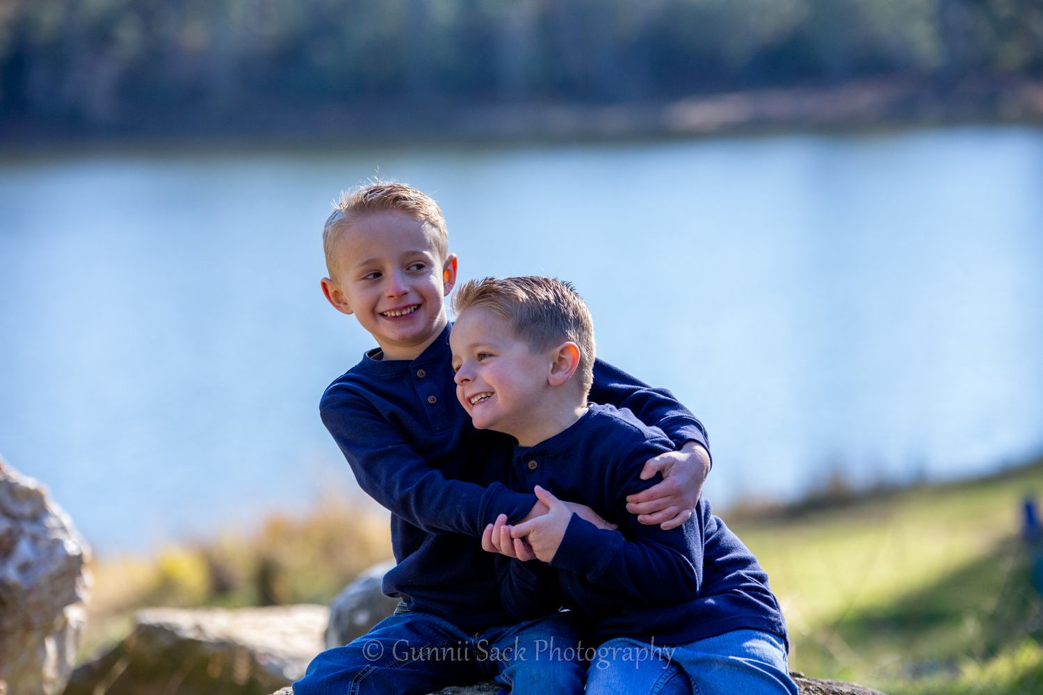 gunnii sack photography, lake tabeaud, pine grove ca, winter photos, lake photos, amador county