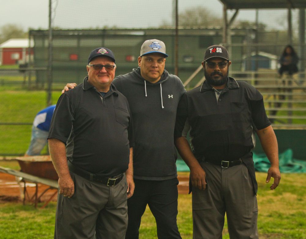 DFW Ravages - Victoria Independent Baseball League games shot by Nicole Banet Photography.