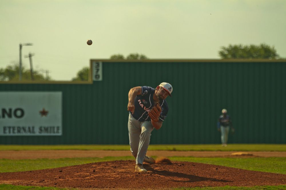 DFW Ravages - Victoria Independent Baseball League games shot by Nicole Banet Photography.