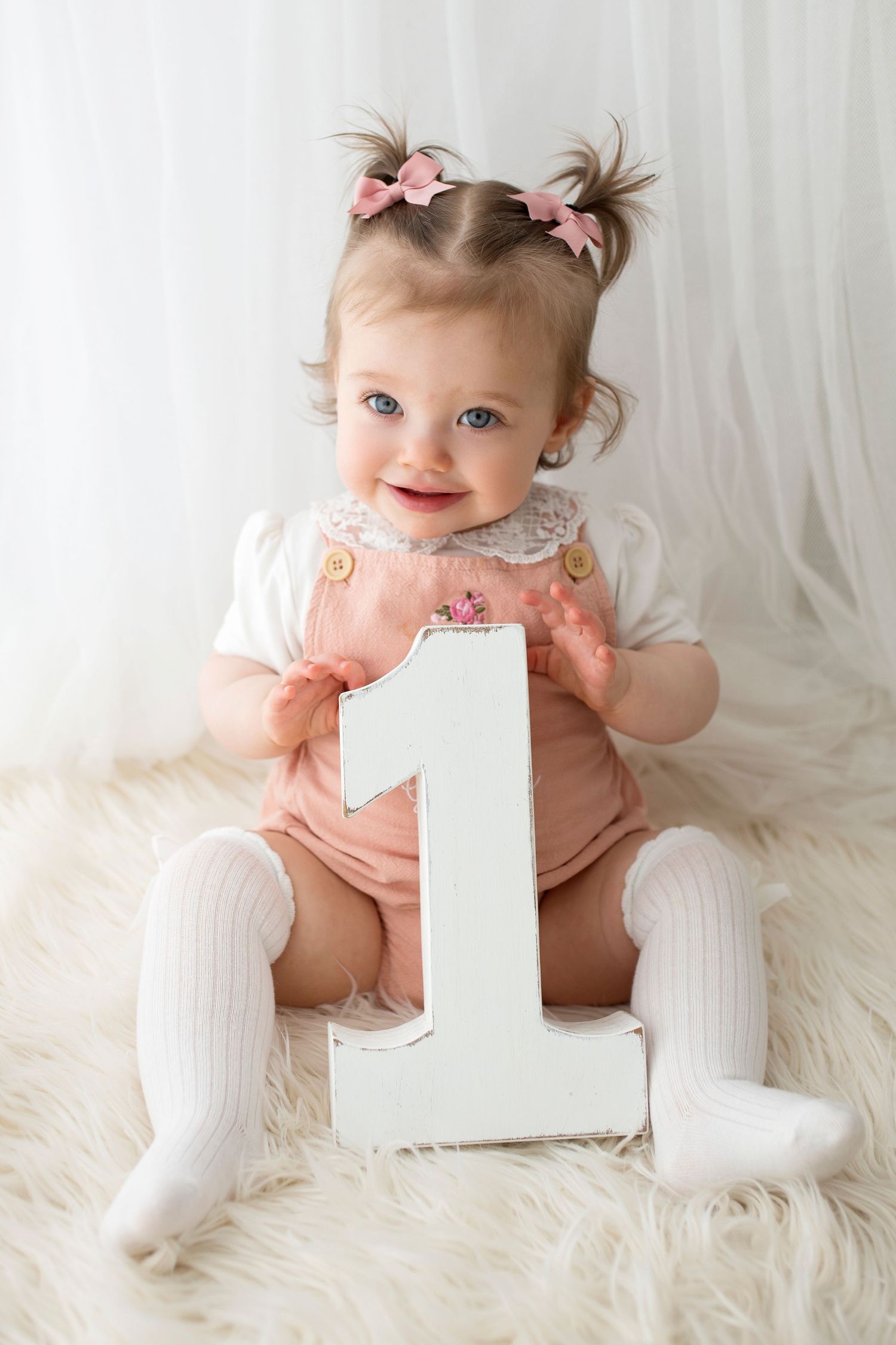 One year old first birthday photoshoot Little Wonderland Photography Widnes Cheshire