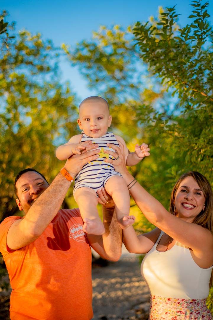 Family Kids Photo Shoot in Flamingo Beach