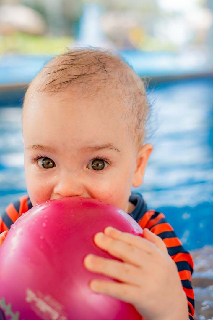 Kids Photo Shoot in MargaritaVille Flamingo Beach