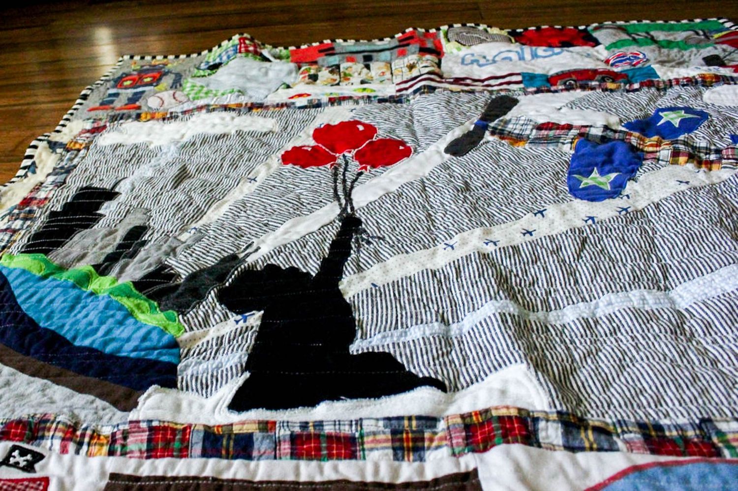Art Quilt called The Chicago Kid by This Splendid Chaos.
