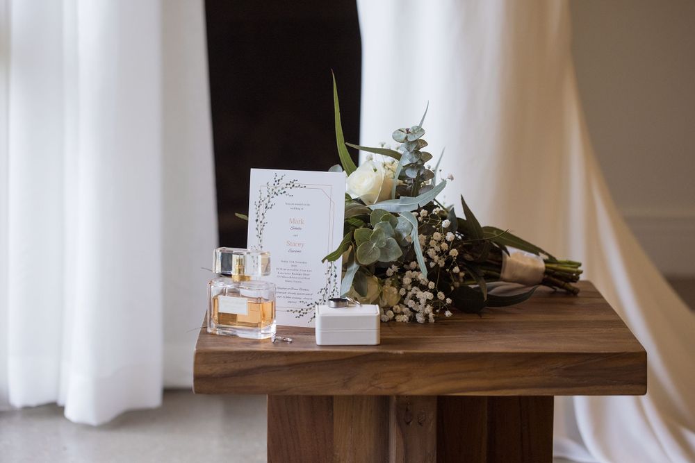 Wedding Flowers and details at Lancemore Milawa captured by Jason Robins Photography