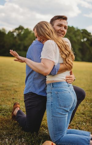 Mesmerizing couple photoshoot in a tranquil forest near New Haven, CT
