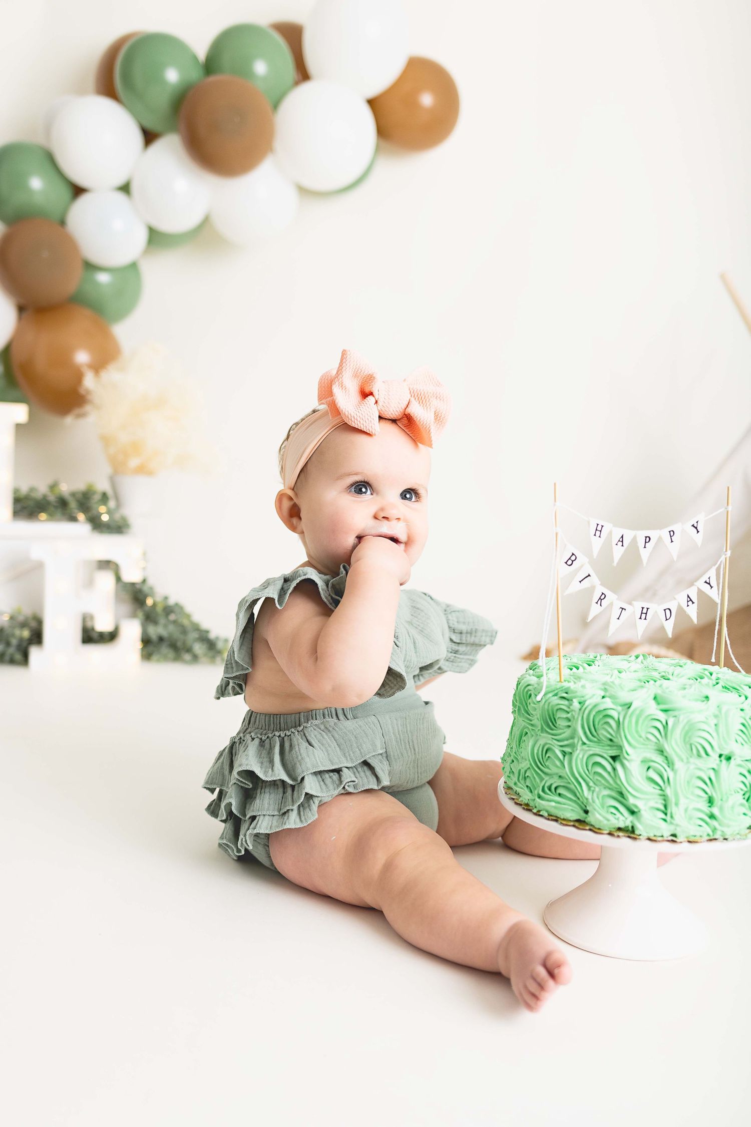 Cakesmash Photographer, Waukesha, Hartland, Milwaukee, Sussex, WI