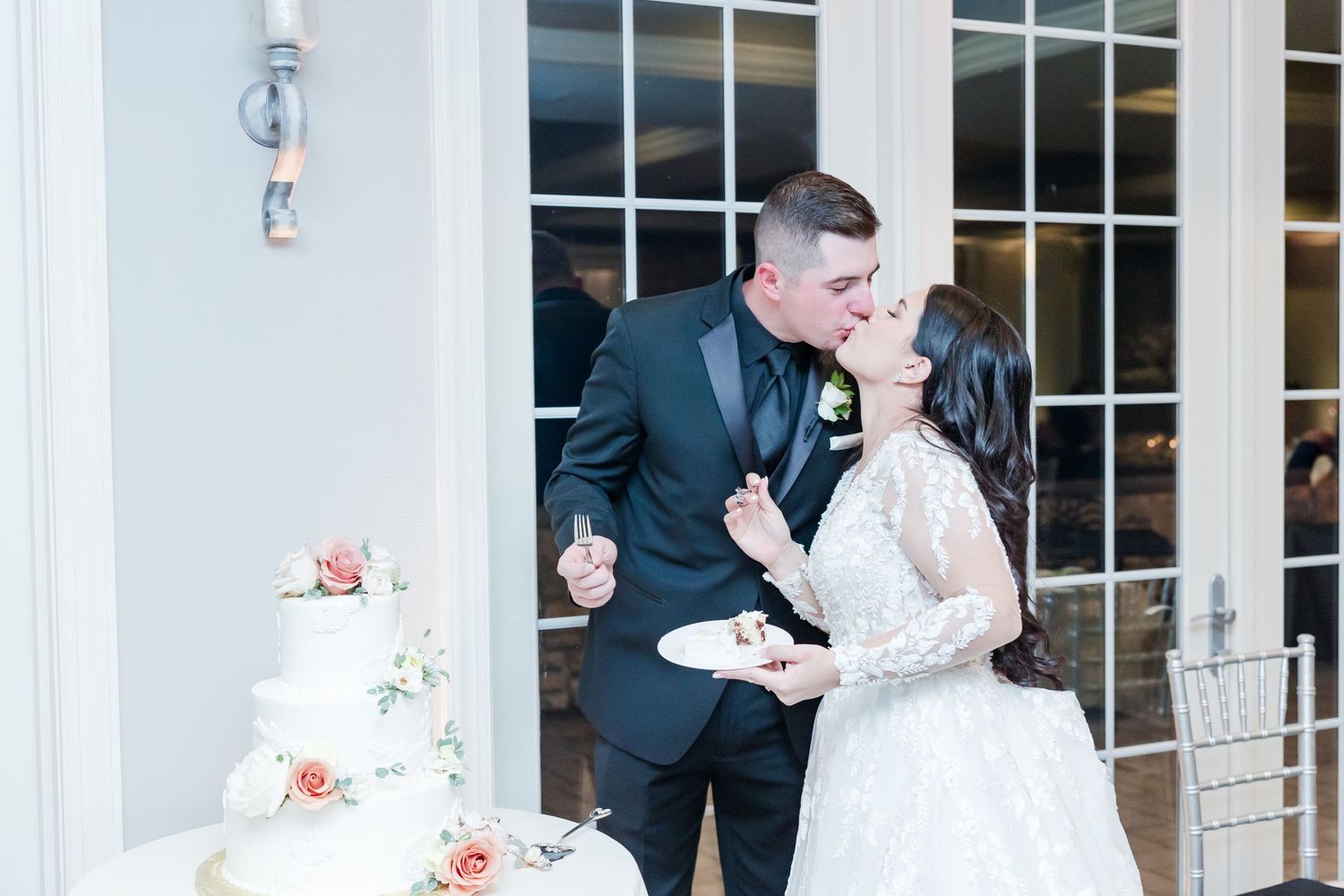 Lehigh Valley Wedding Photographer at The View at Morgan Hill Fall Wedding
