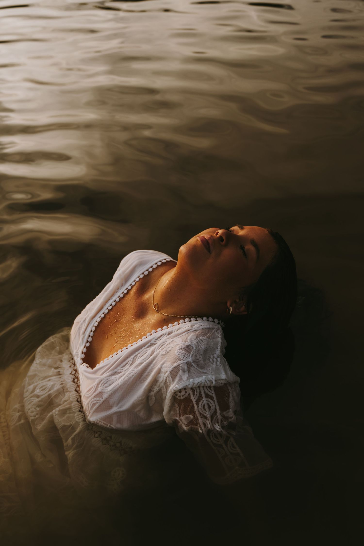 Lake McMurtry Senior Photos