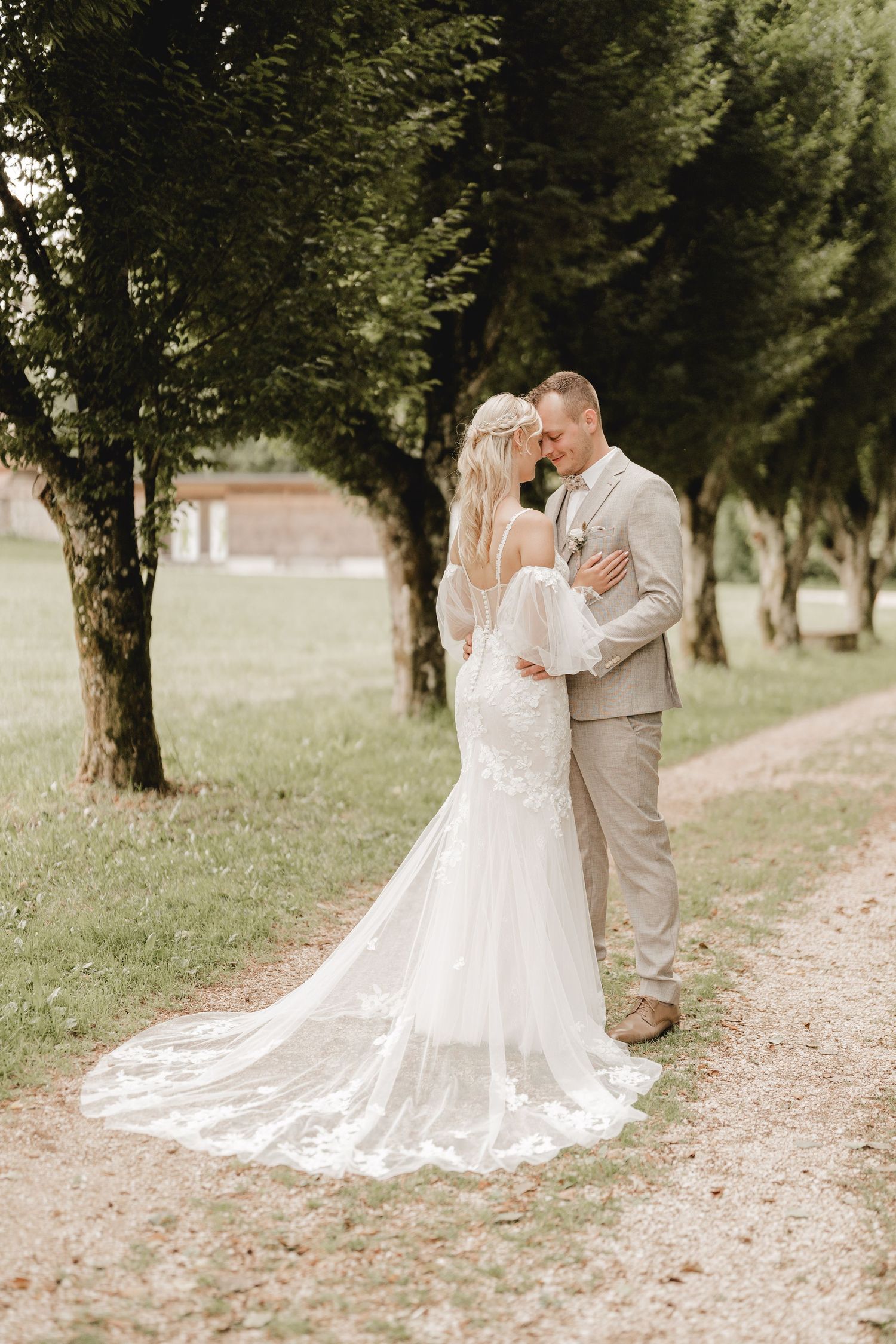 Hochzeitsfotografie im Kloster Heiligkreuztal mit First Look, Ramona Maier