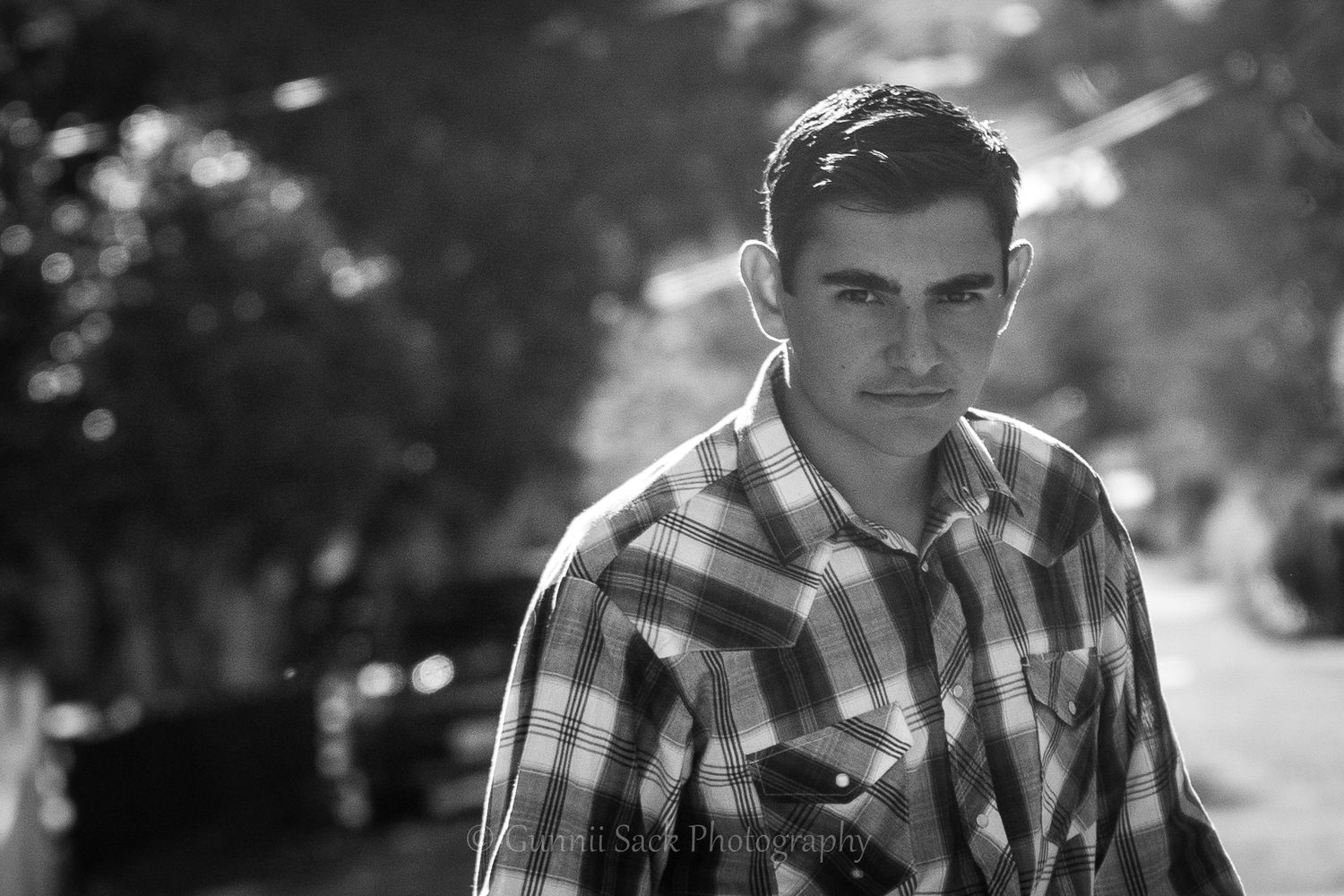 gunnii sack photography, black and white photo, sutter creek ca, class of 2022, amador county