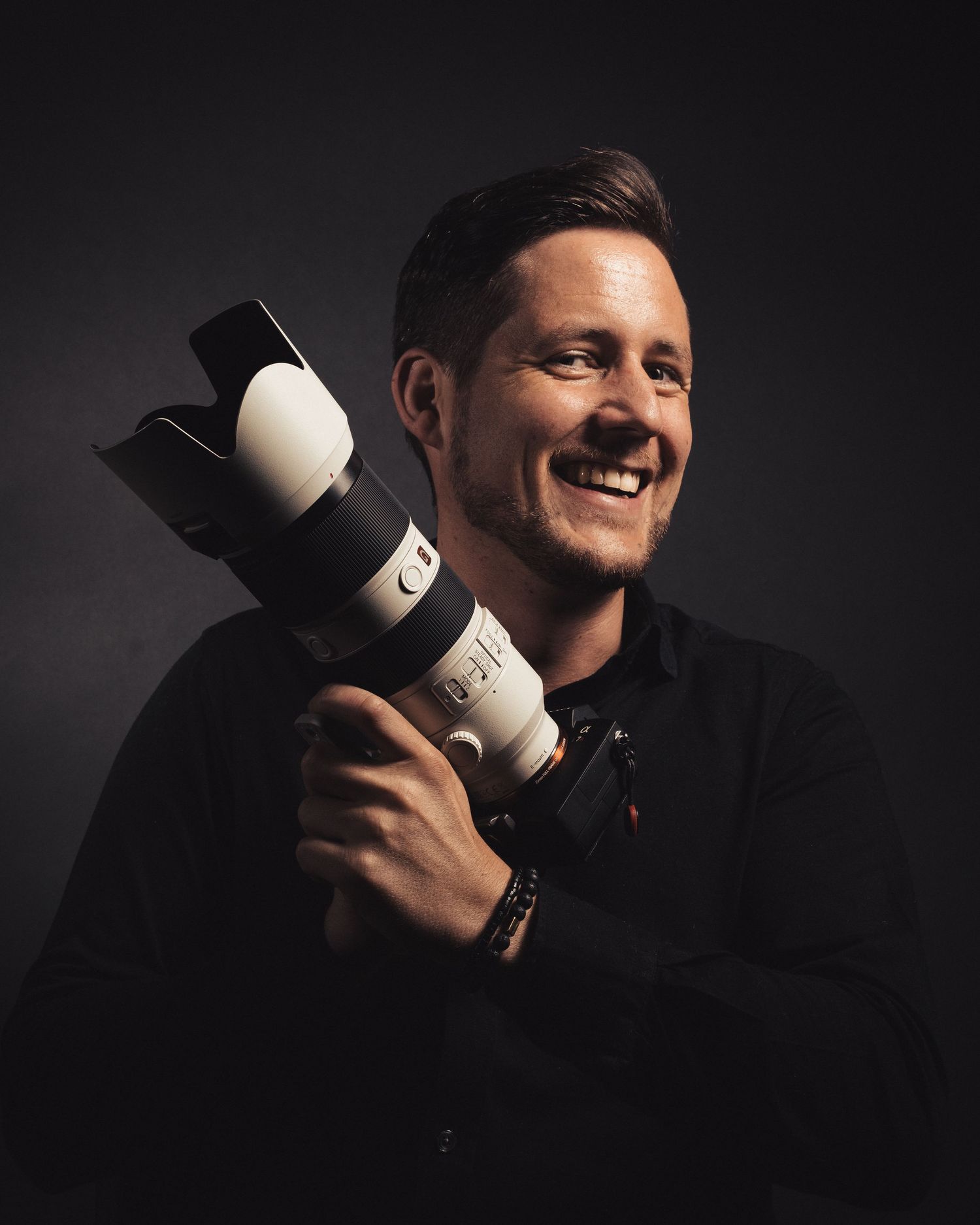 a photo of Nicolas Gorrens, professional wedding photographer, during a wedding in Belgium. professioneel trouwfotograaf