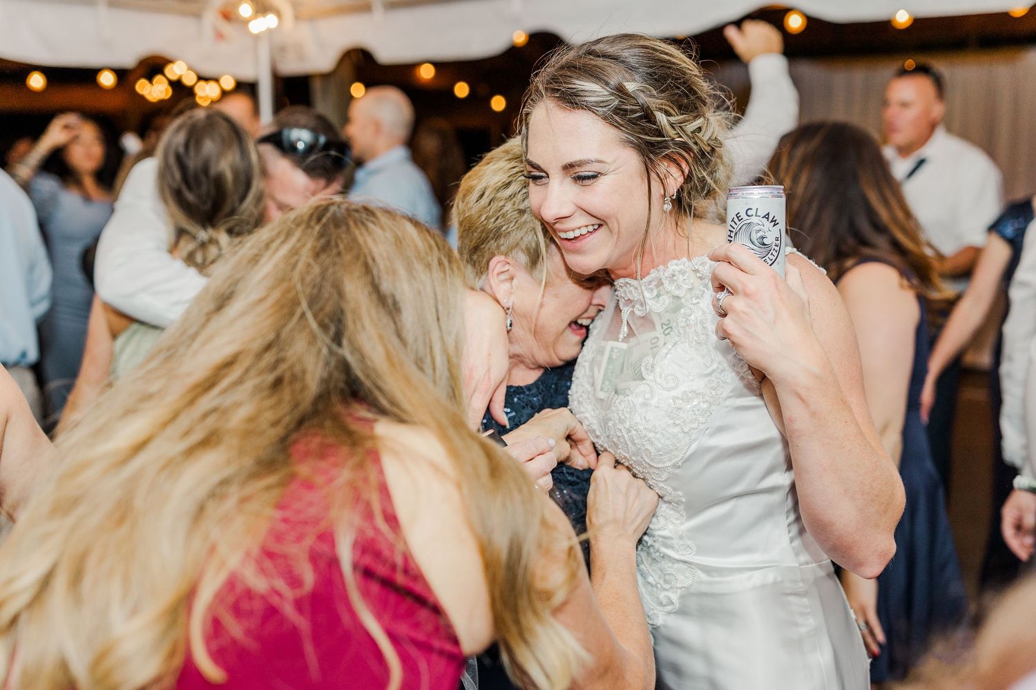 RIVERSIDE WEDDINGS FREDERICKSBURG WEDDING PHOTOGRAPHER