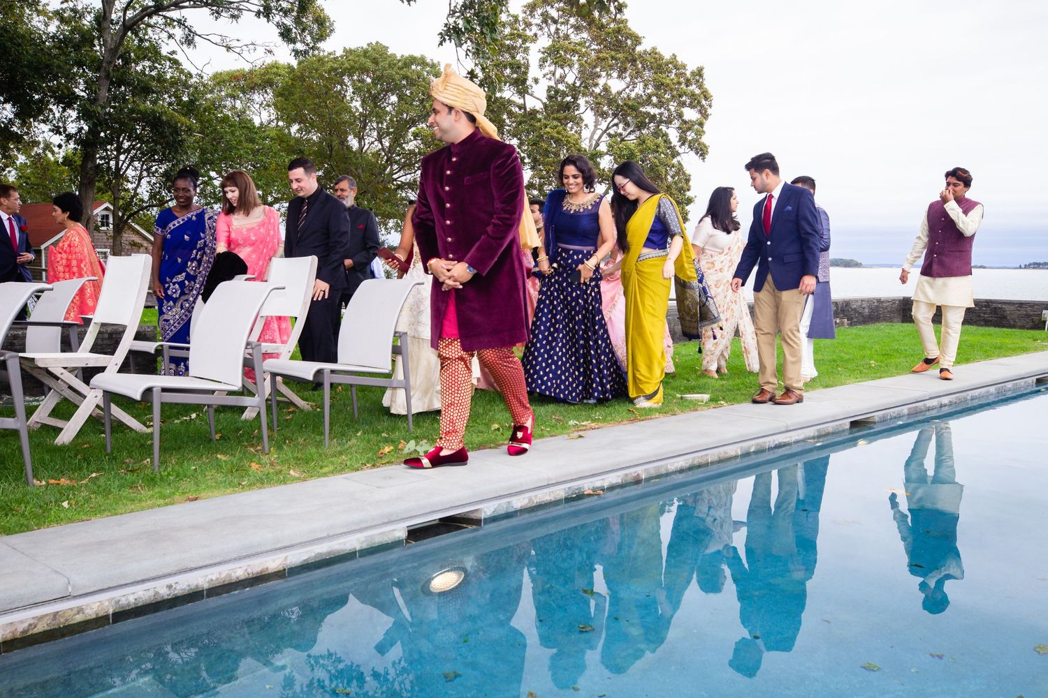 Wedding near a swimming pool in Long Island.